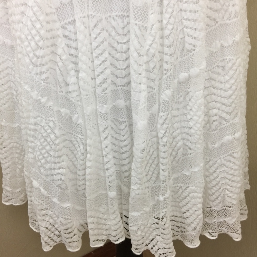 EUC Rabbit Rabbit Rabbit. White Lace Dress. Sz. 10 - Picture 5 of 8
